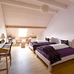 La Commanderie 4*