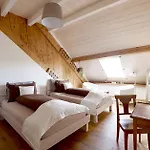 Pensjonat La Commanderie 4*